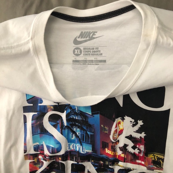 Nike LBJ T-shirt - Picture 2 of 4